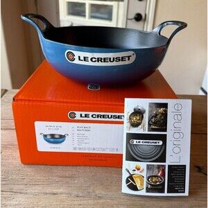 Le Creuset Enameled Cast Iron 3 qt Round Balti Dish Azure Blue NEW